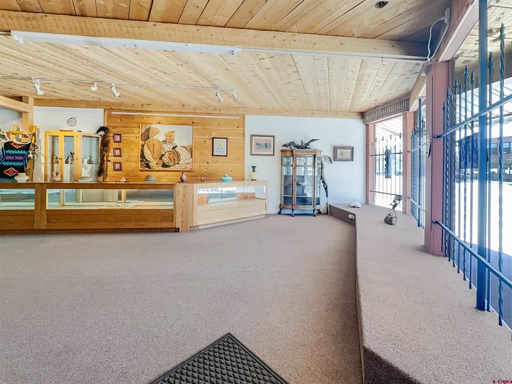 116 W Main Street Unit: Unit 116 and 120
