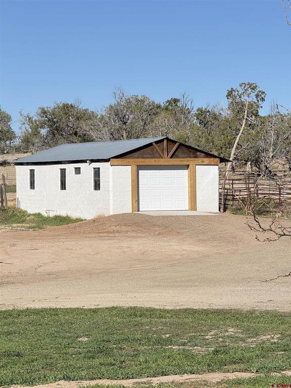 27567 Road M
