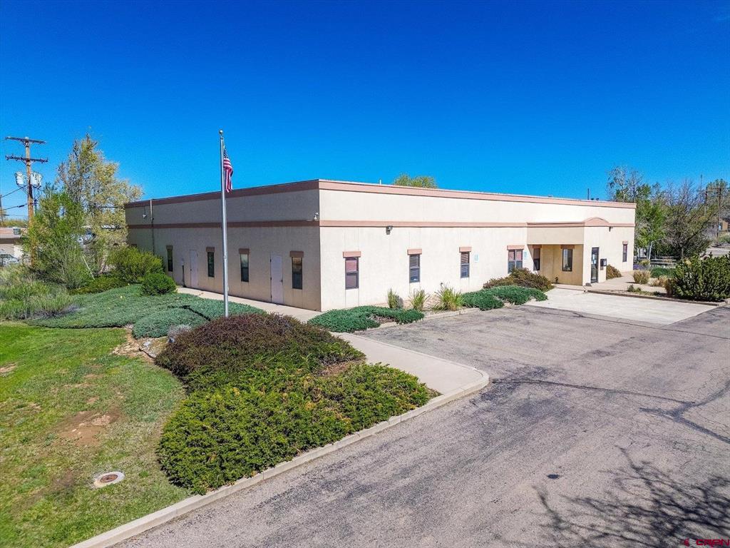 628 W 5th Street