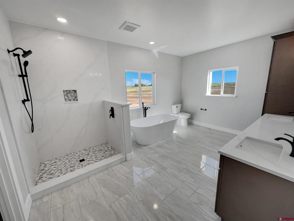 12158 Road 22.6