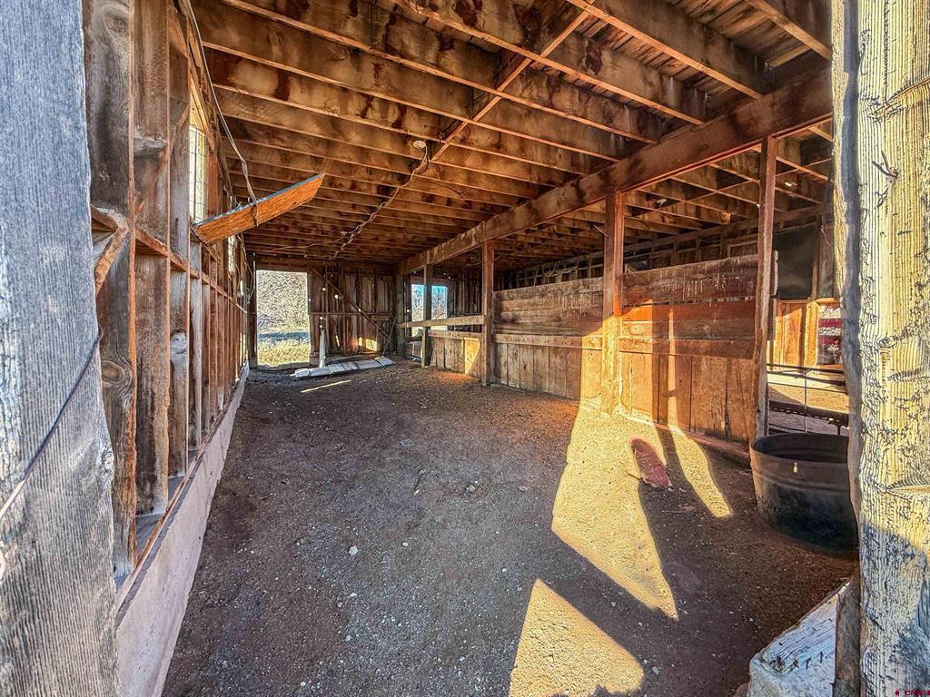 16885 Highway 491