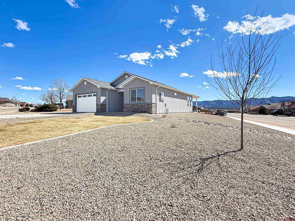 535 Geralds Way
