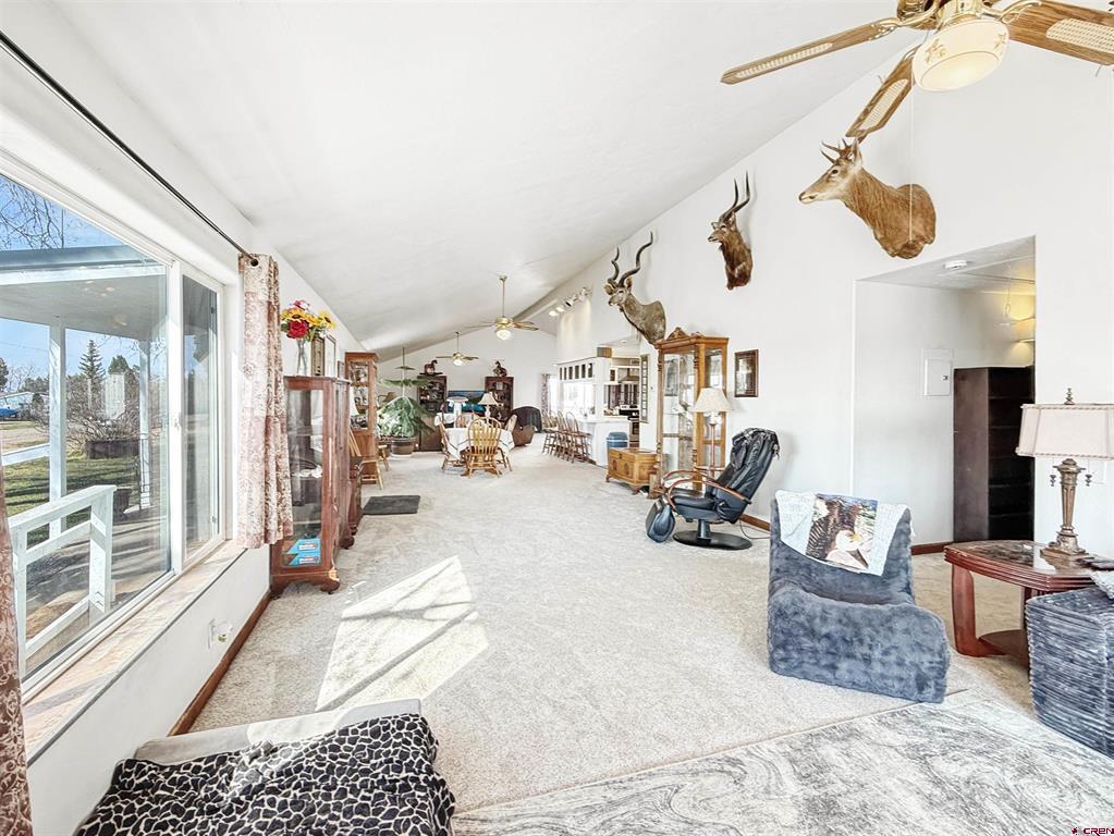 412 W 1St Street