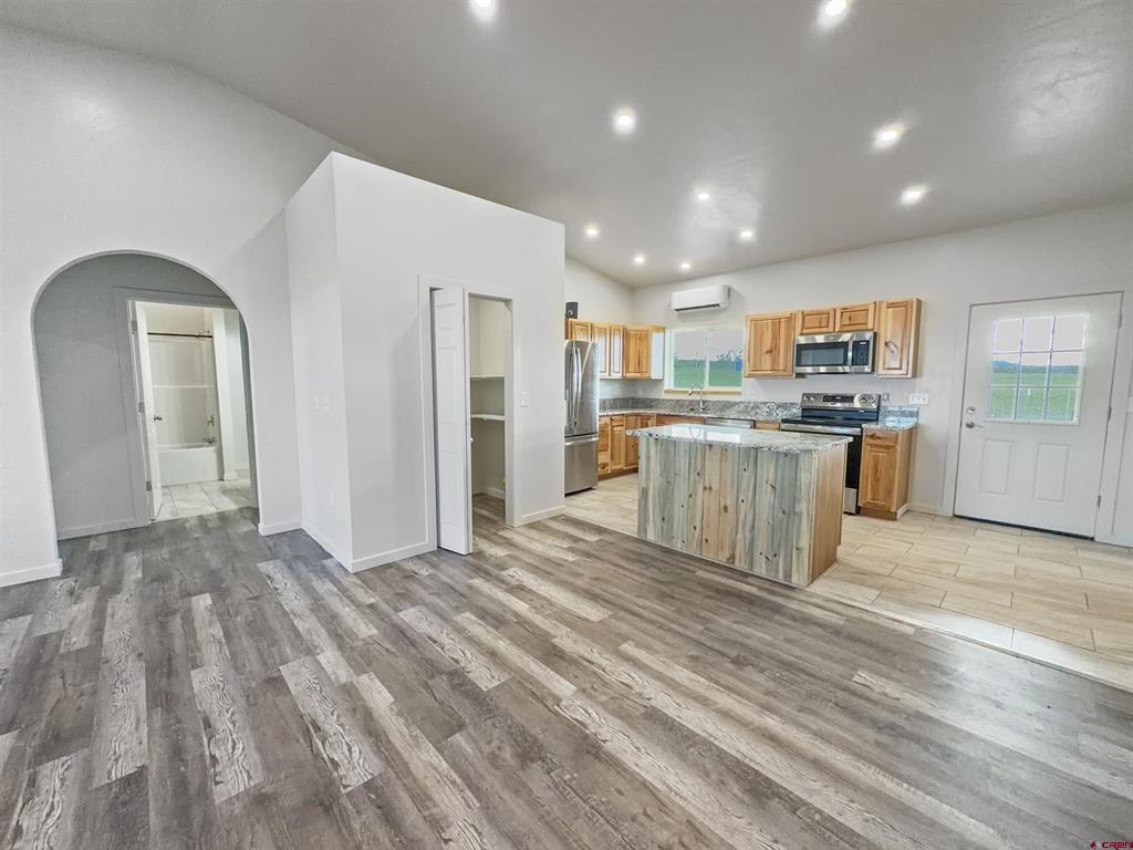 32270 N.2 Road