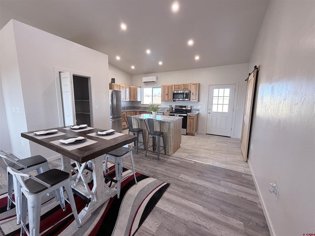 32270 N.2 Road