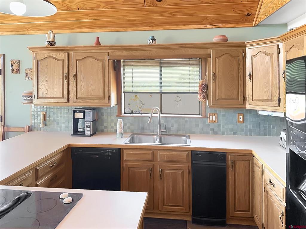 13753 Hwy 145