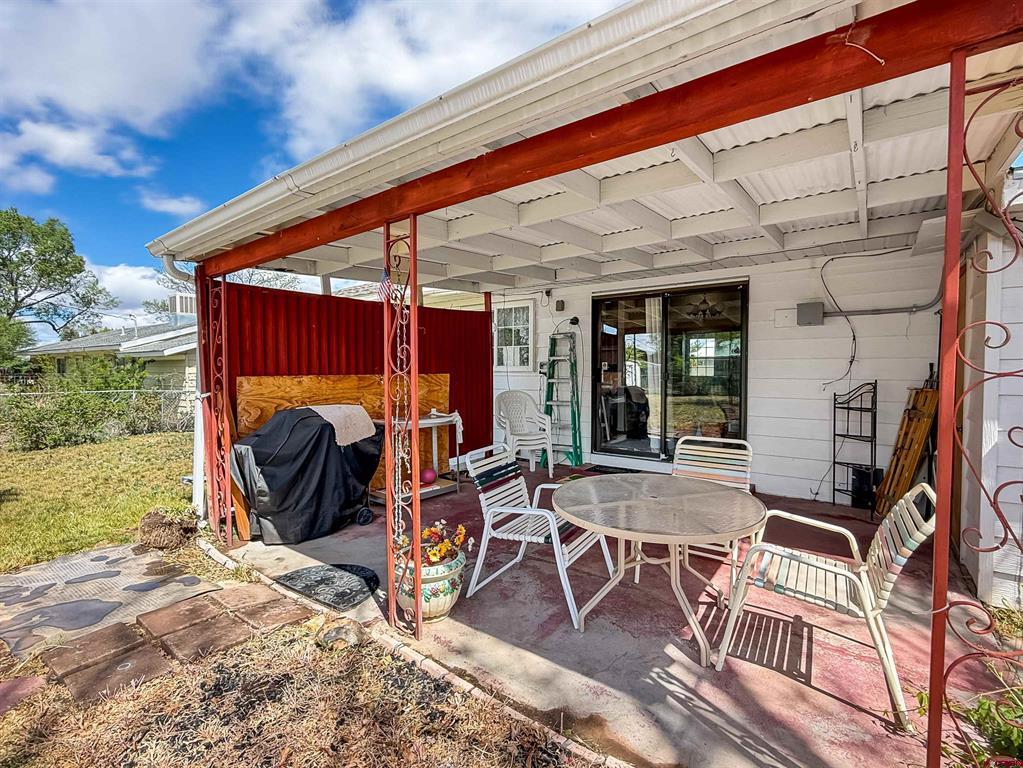 819 Brookside Drive