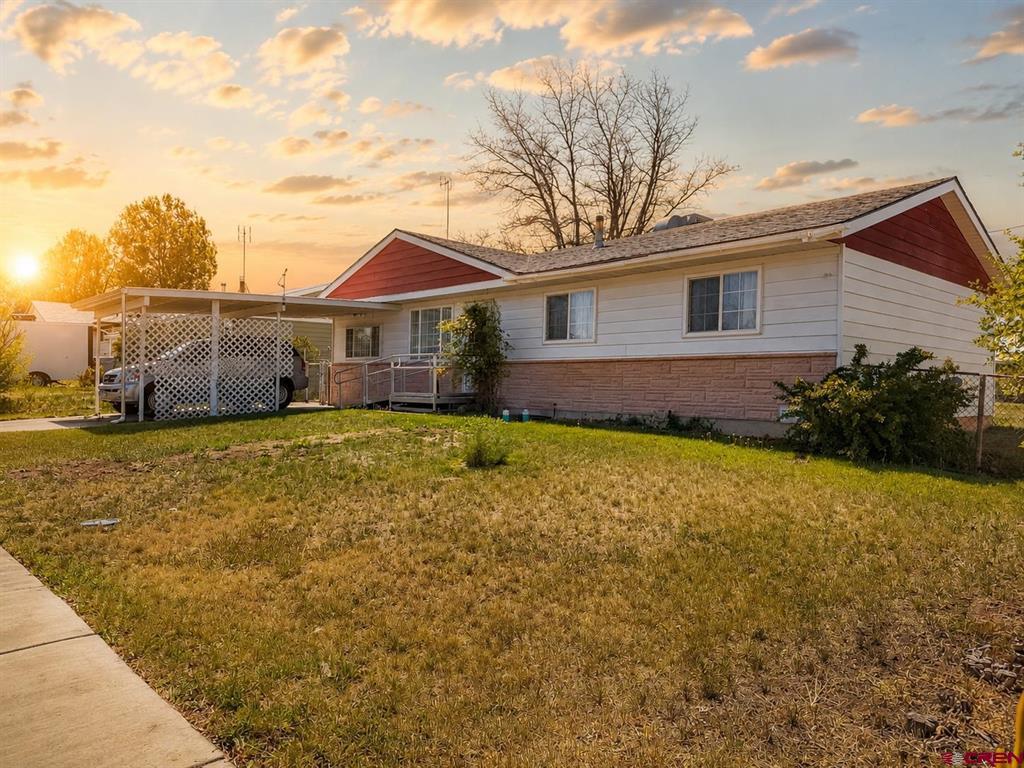 819 Brookside Drive