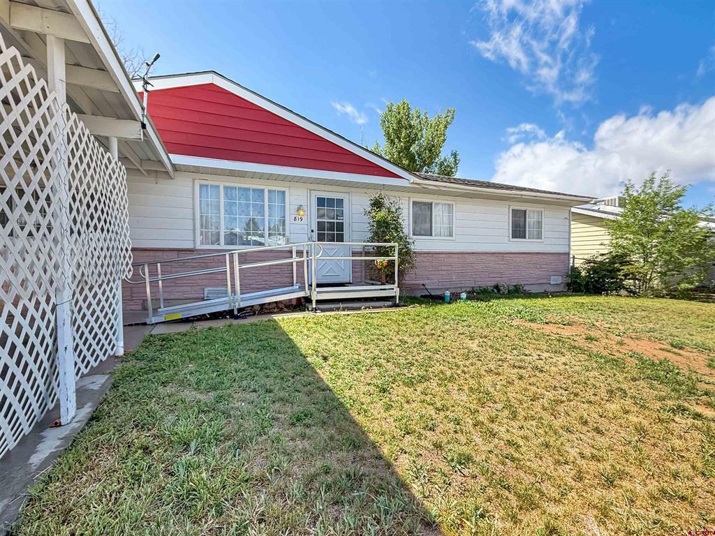 819 Brookside Drive