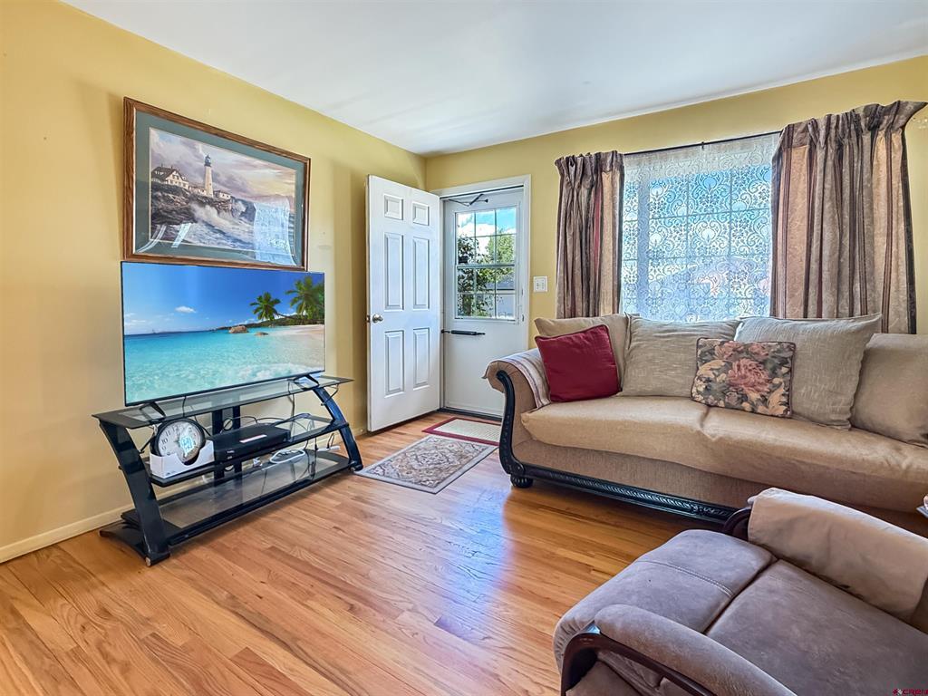 819 Brookside Drive
