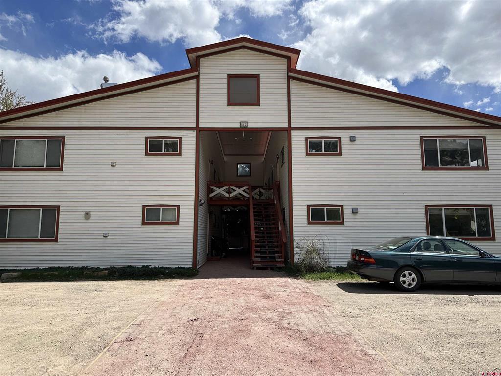 812 Central Avenue