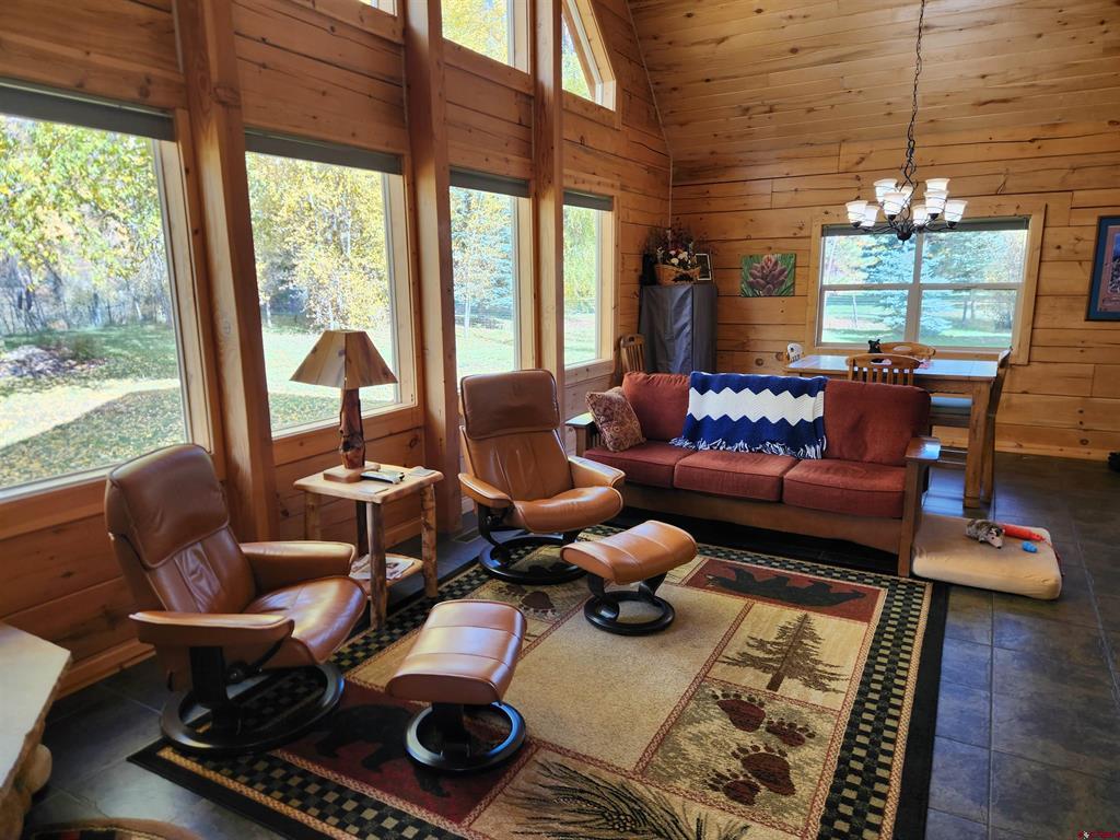 24515 Road 37