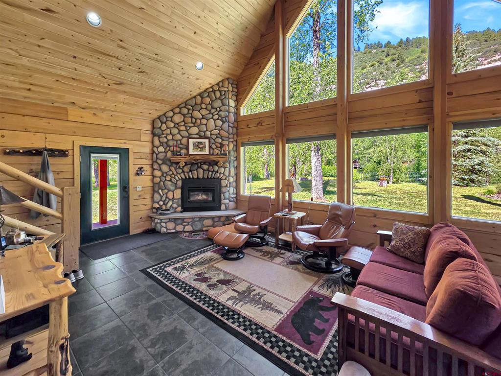24515 Road 37