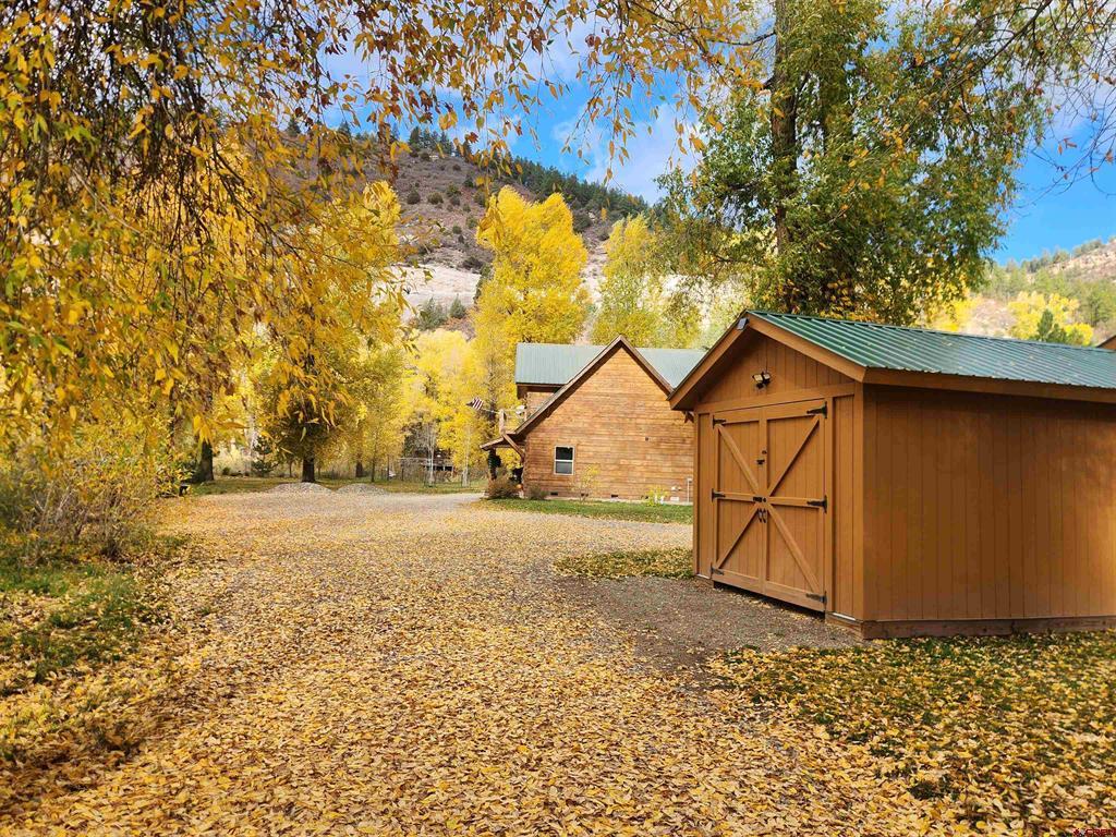 24515 Road 37