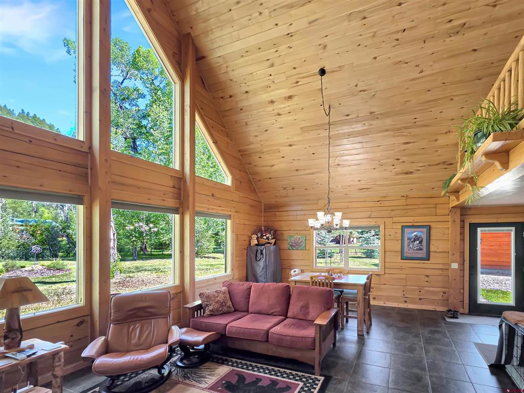 24515 Road 37