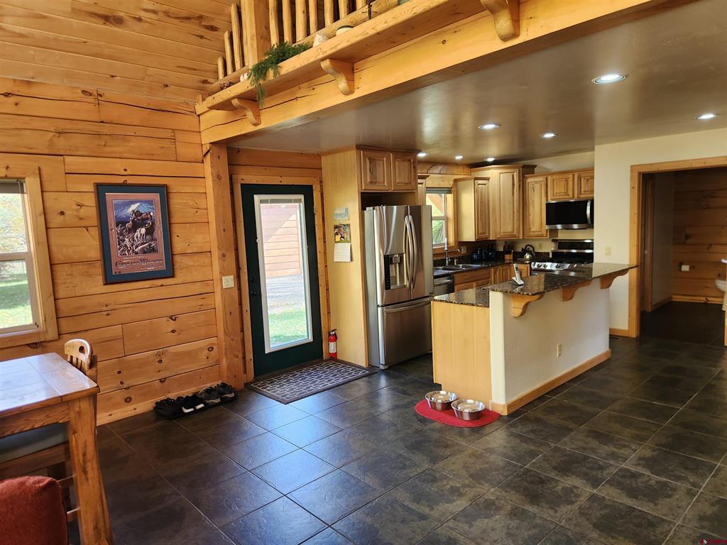 24515 Road 37