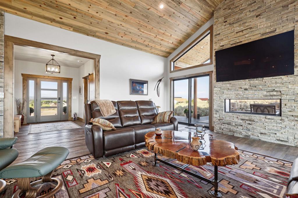 10483 Road 23.5