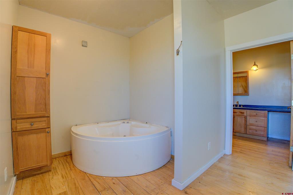 22633 Road 17.6