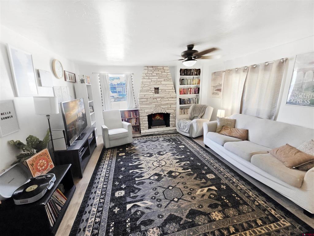 715 Canyon Drive