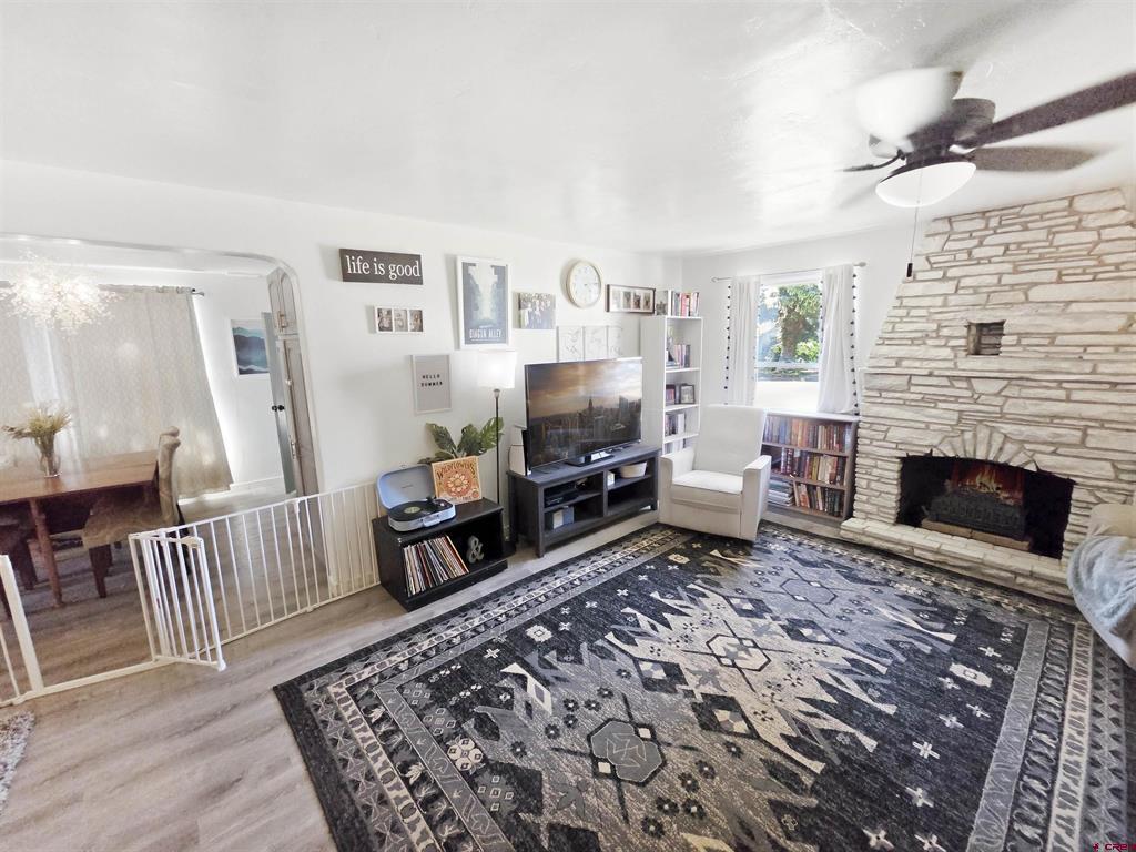 715 Canyon Drive