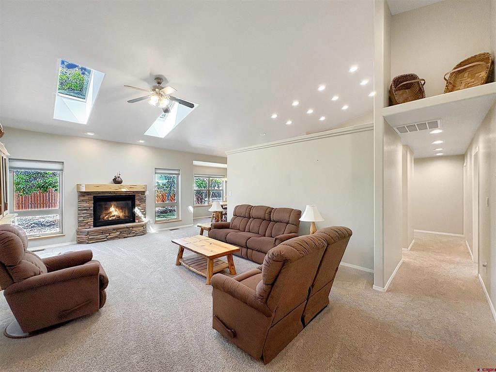 1521 Cochita Drive