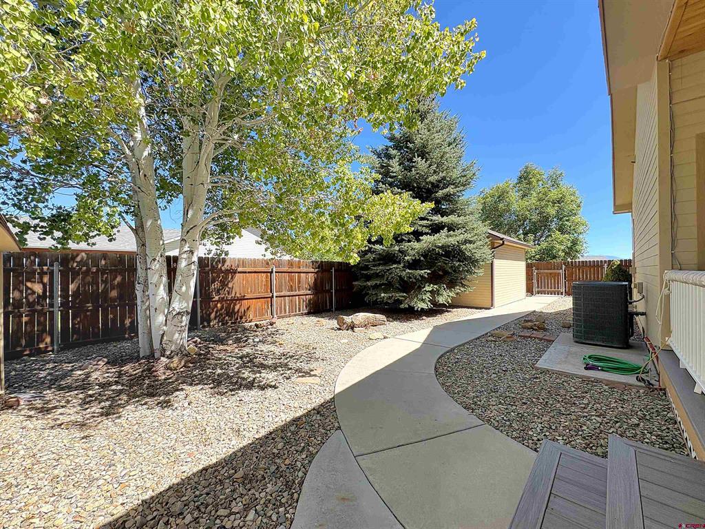 1521 Cochita Drive