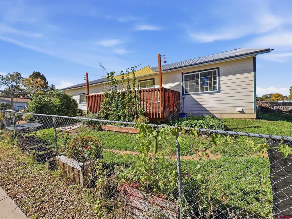 1422 Mesa Verde Street