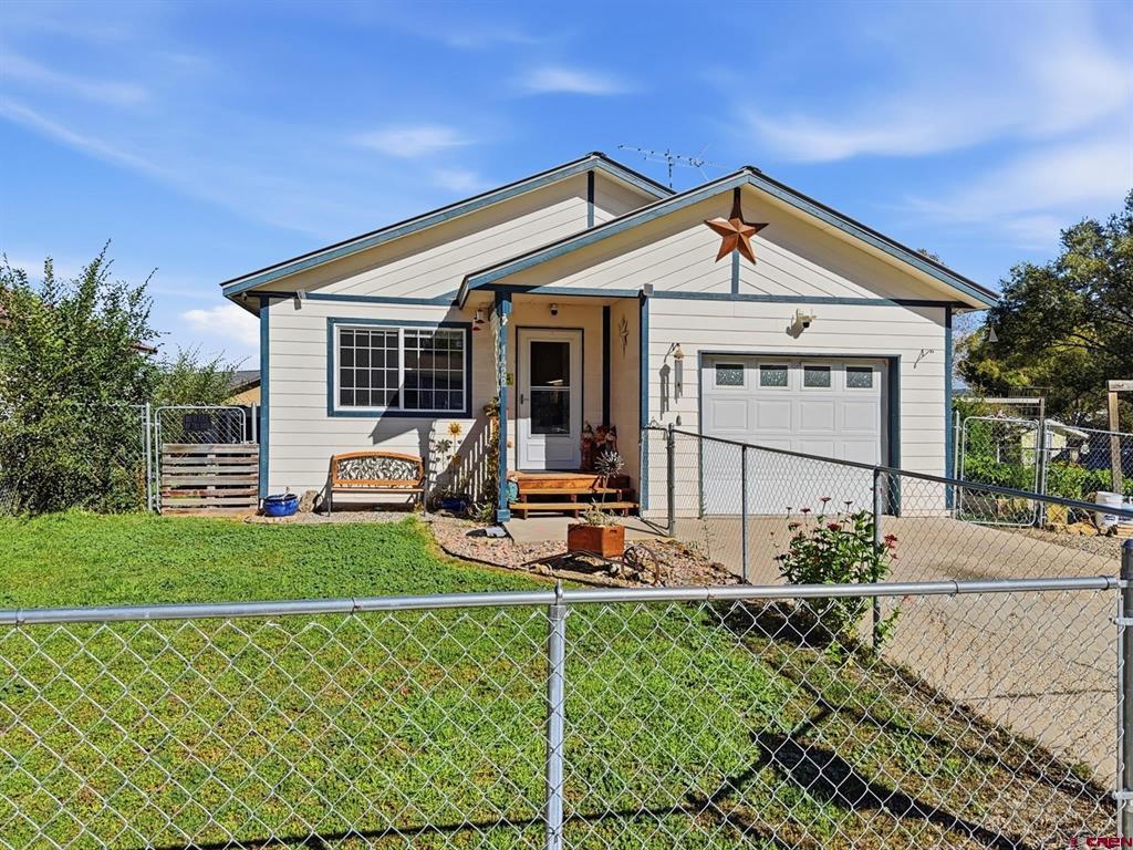 1422 Mesa Verde Street