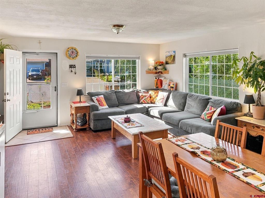 1422 Mesa Verde Street