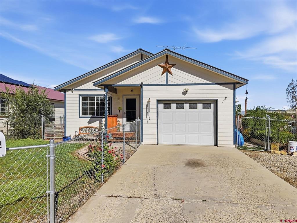1422 Mesa Verde Street