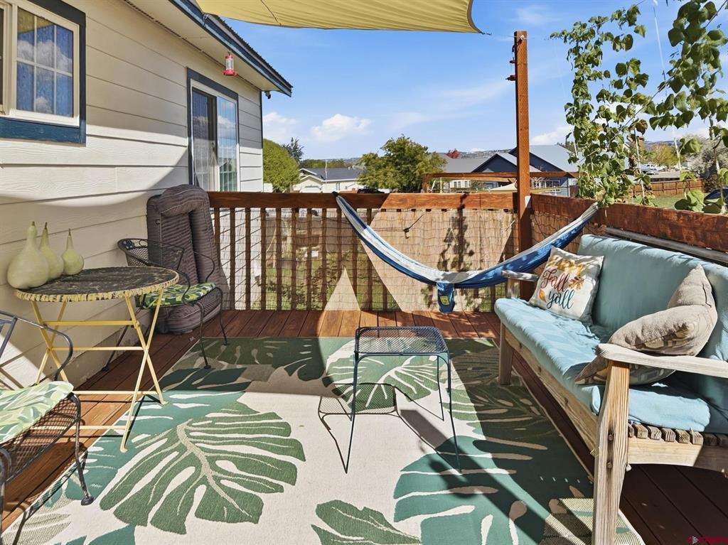 1422 Mesa Verde Street