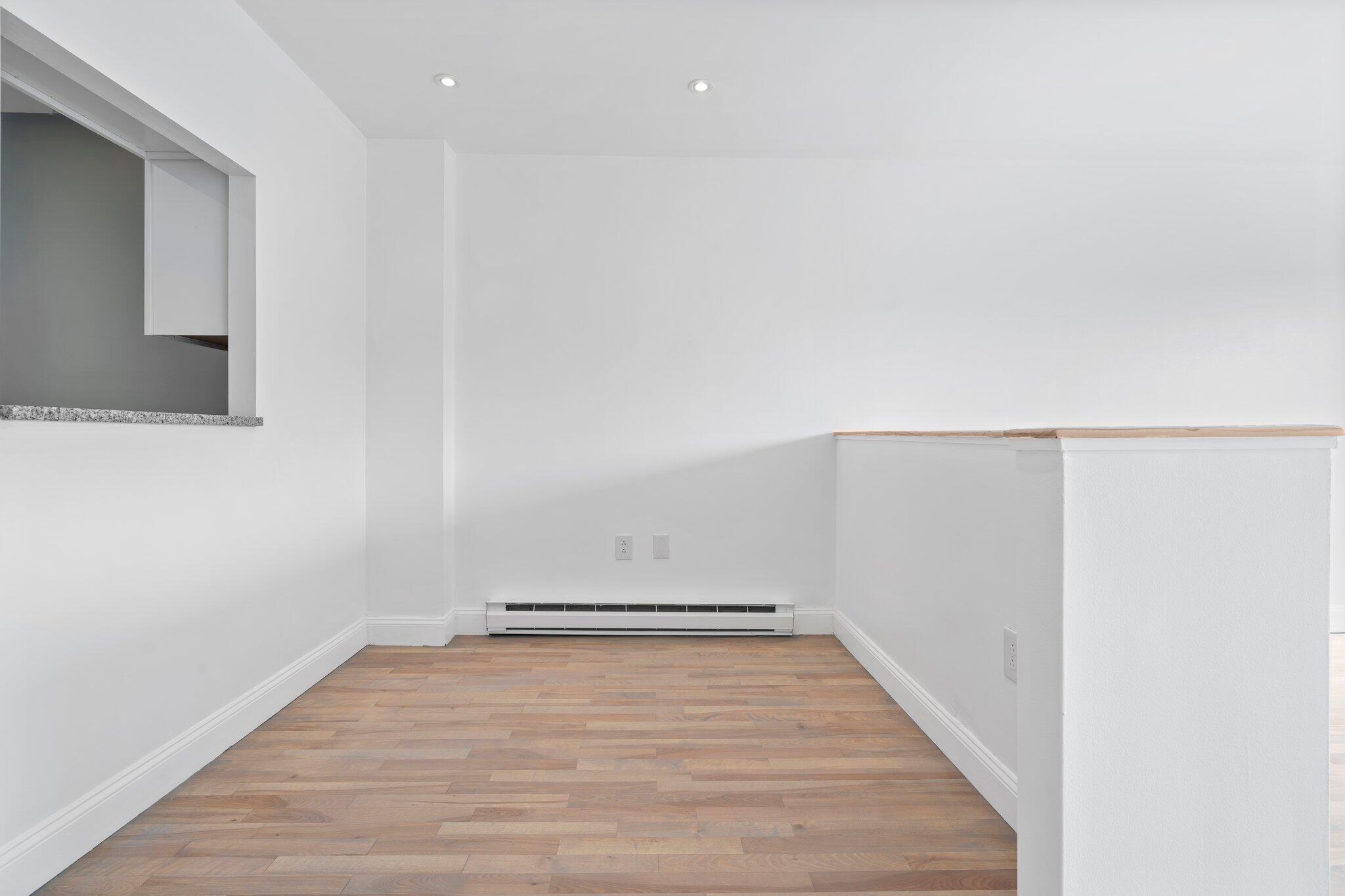 148 Breakwater Drive, 307