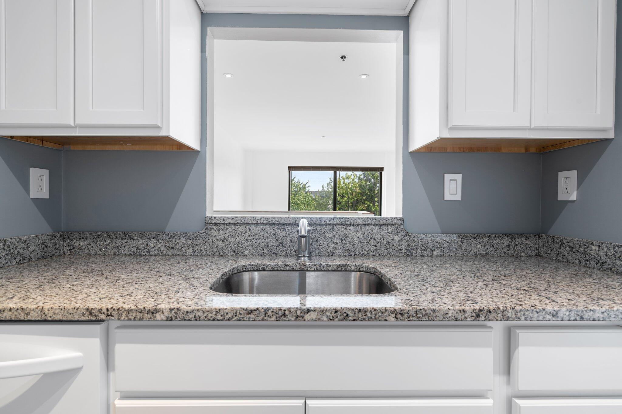 148 Breakwater Drive, 307