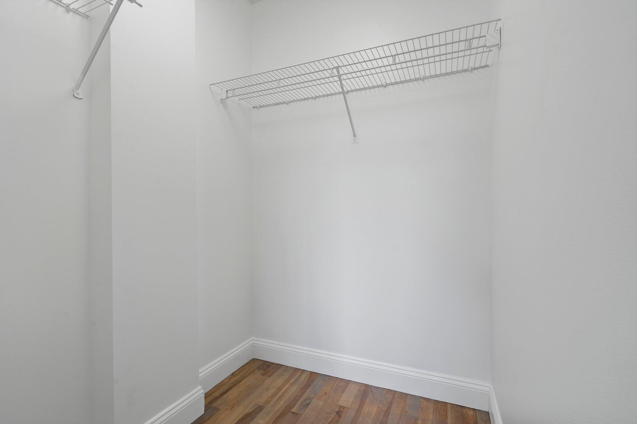 148 Breakwater Drive, 307