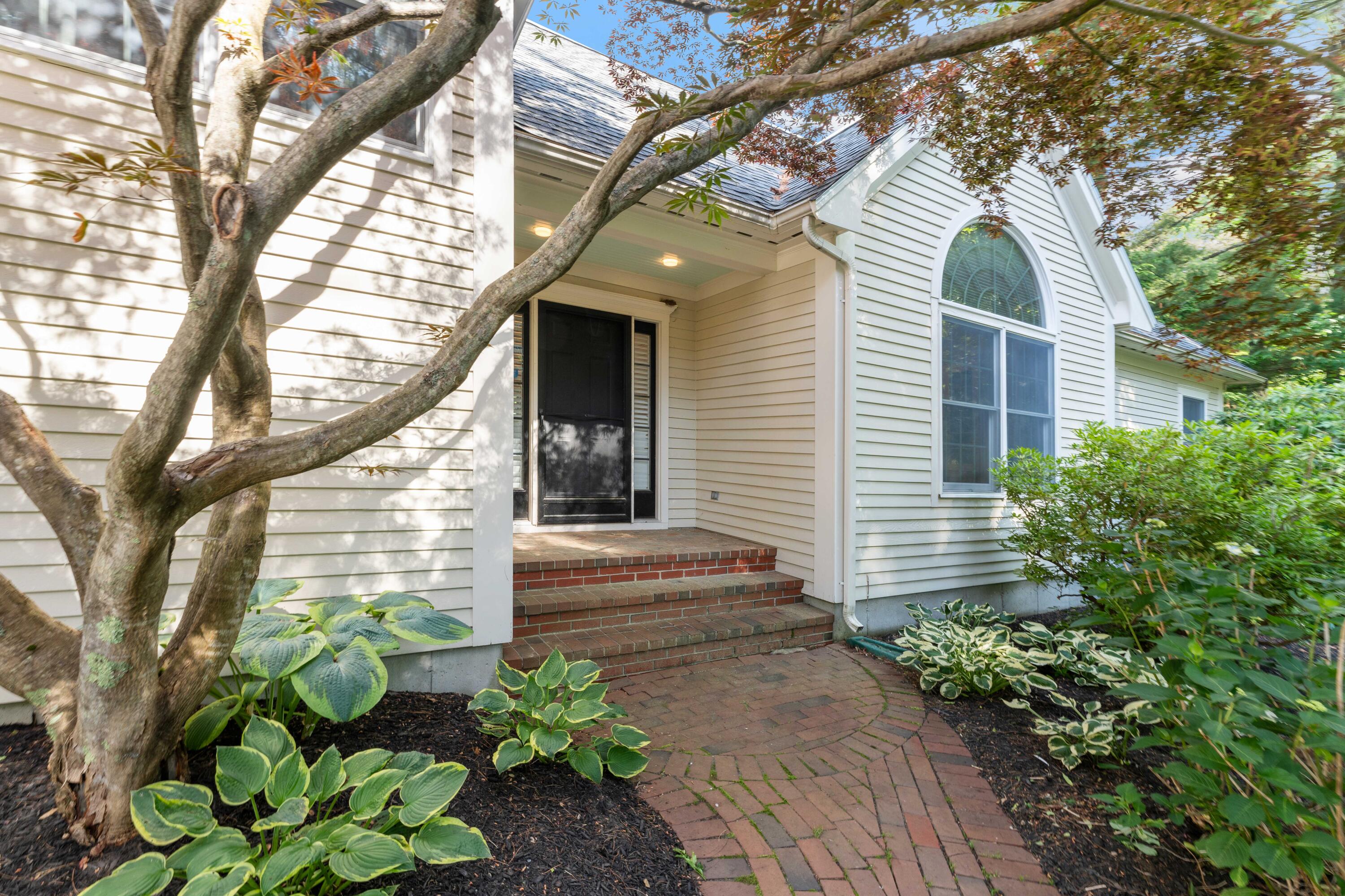 4 Baltusrol Circle