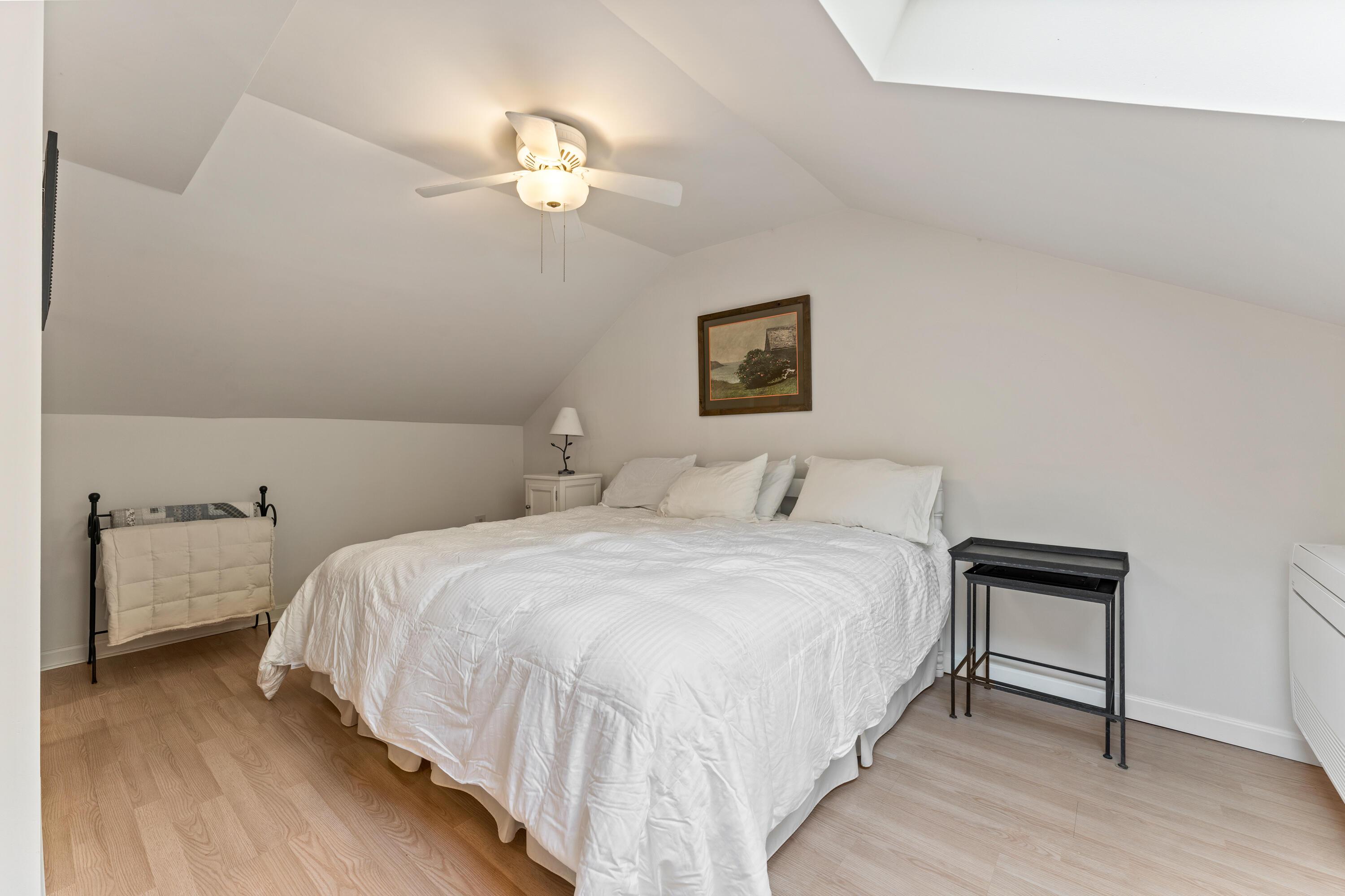 33 Arrowwood Court, 33