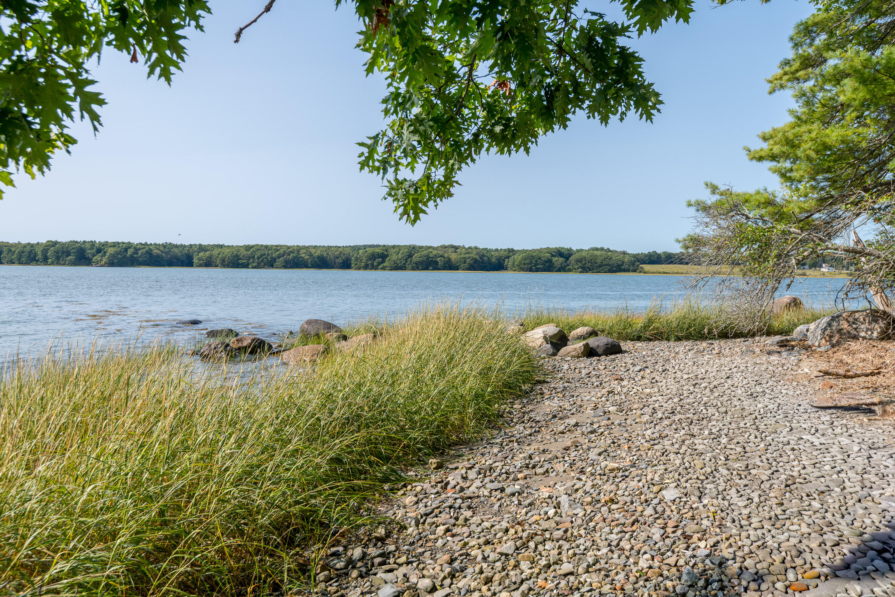 650 Mere Point Road