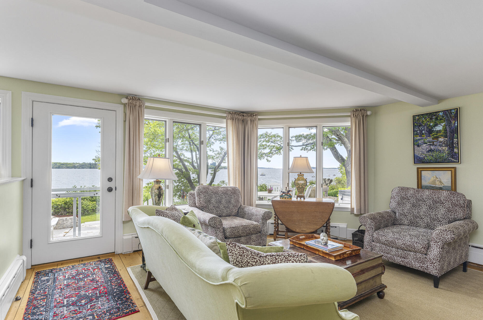 909 Princes Point Road