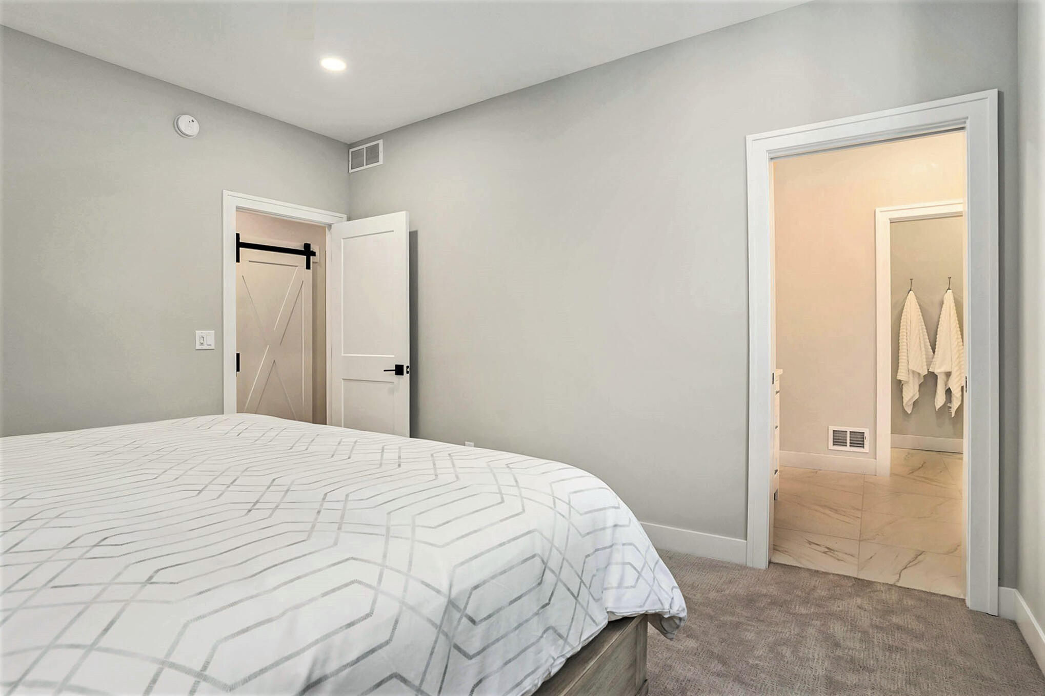 14848 Crest View Court