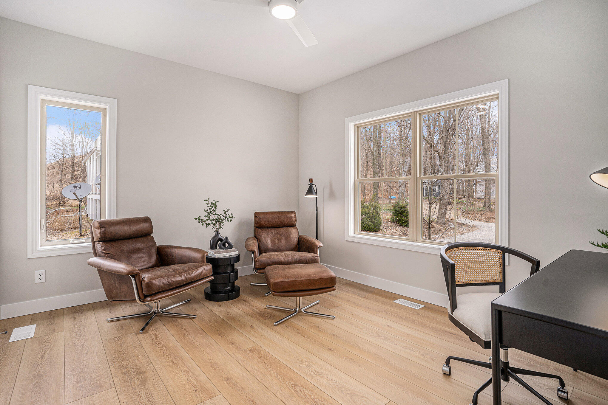 20055 Lake Shore Drive