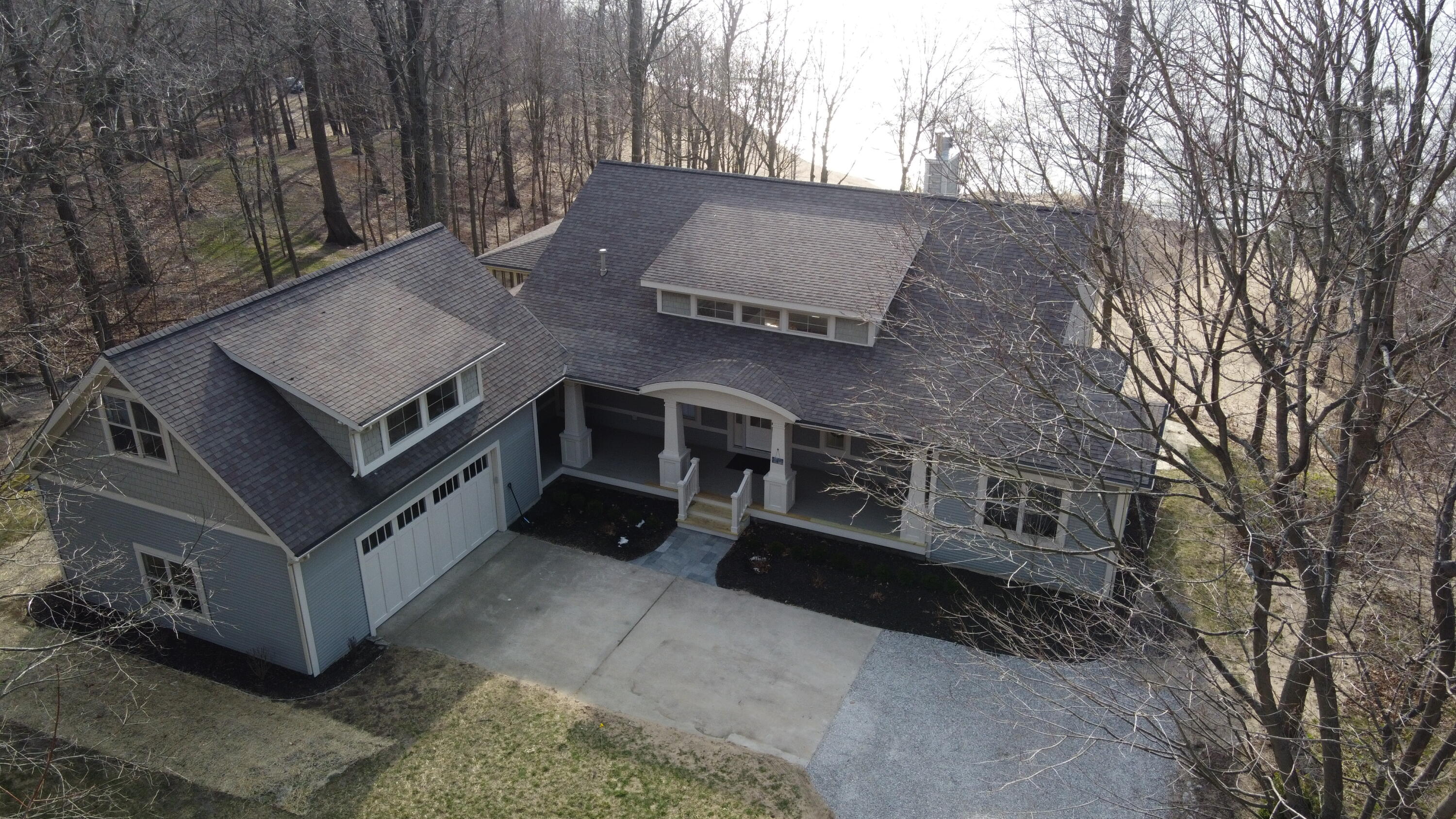 20055 Lake Shore Drive