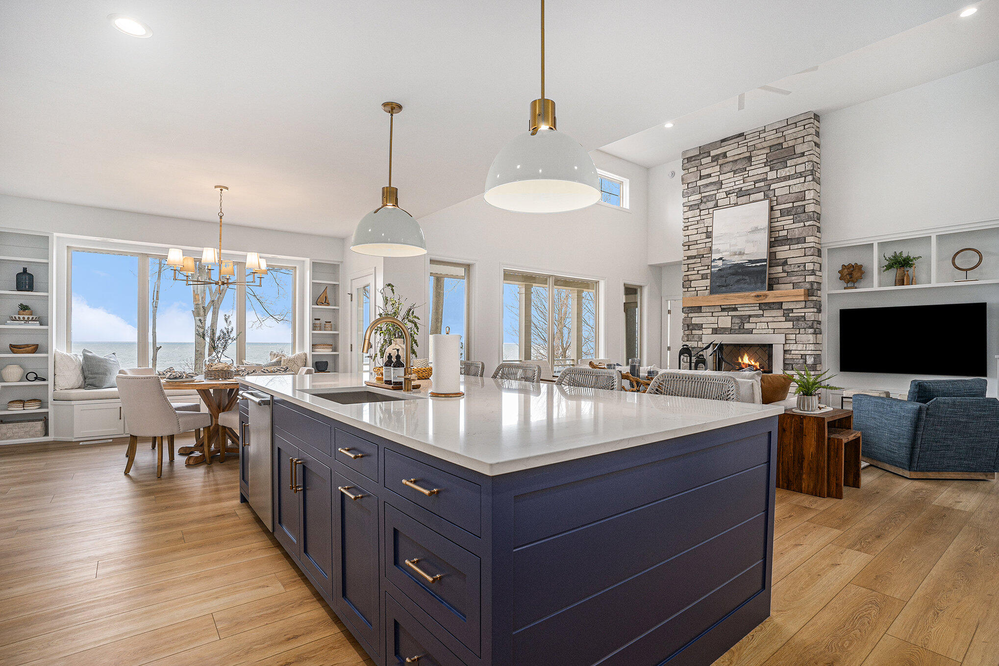 20055 Lake Shore Drive