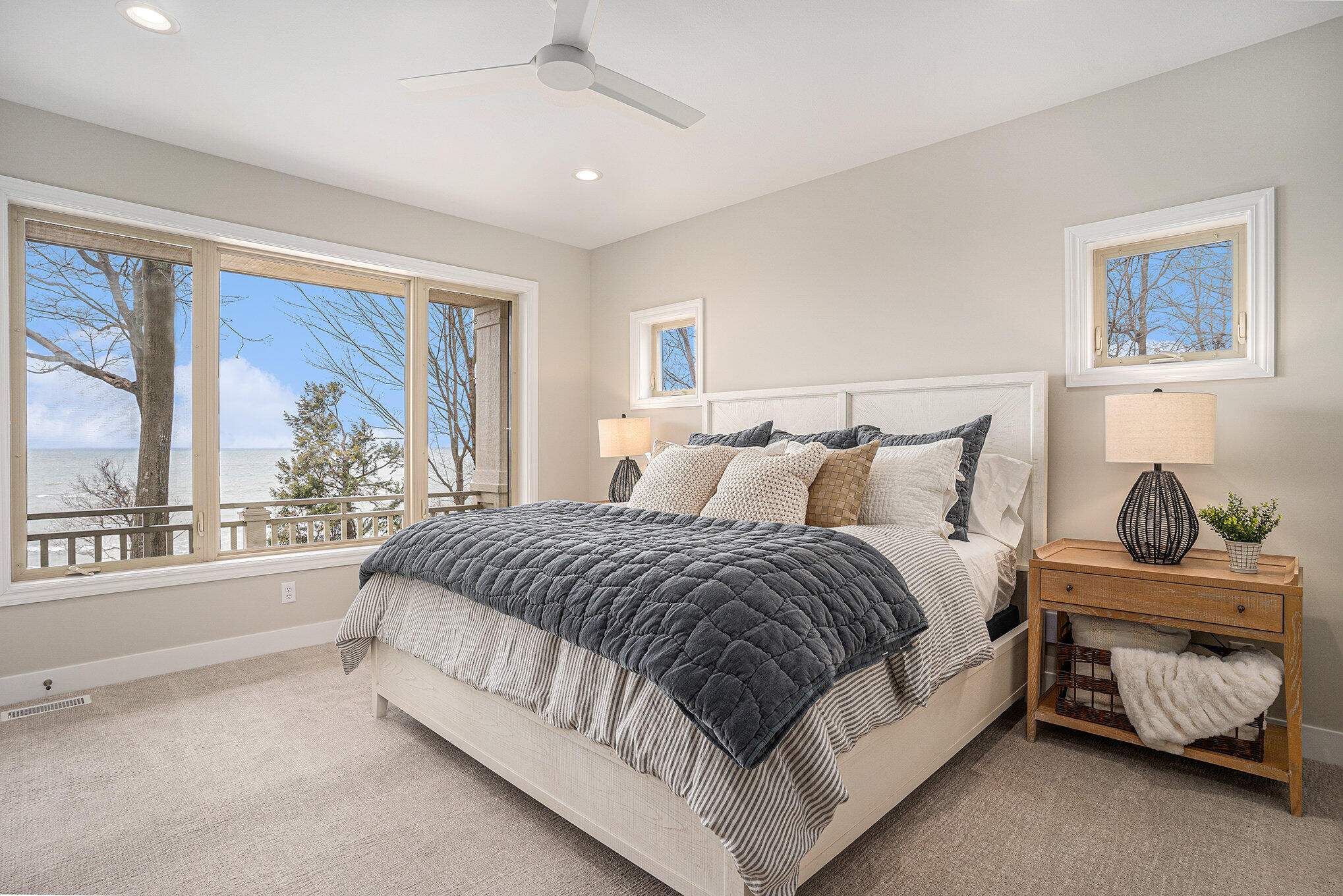 20055 Lake Shore Drive