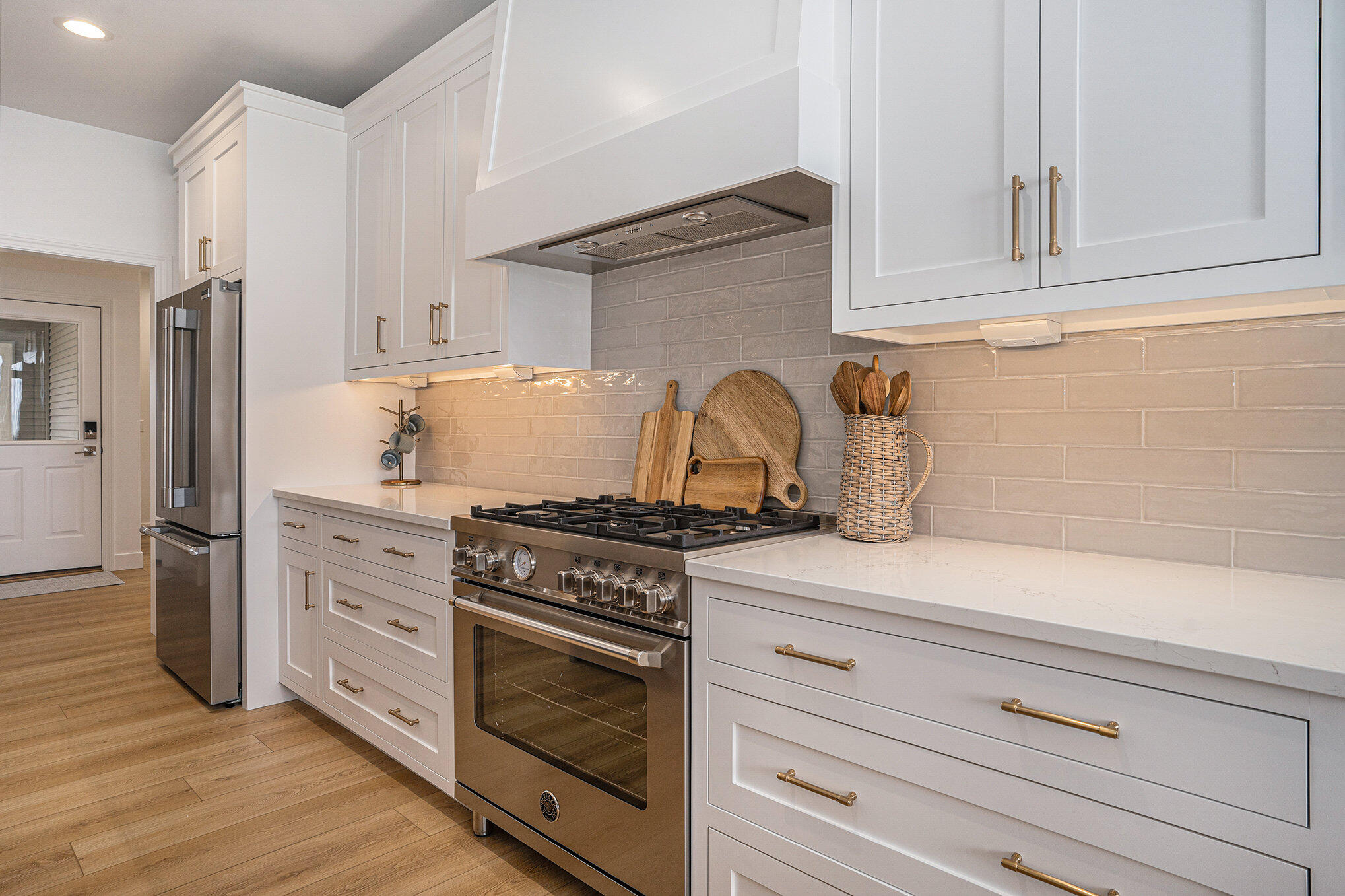 20055 Lake Shore Drive