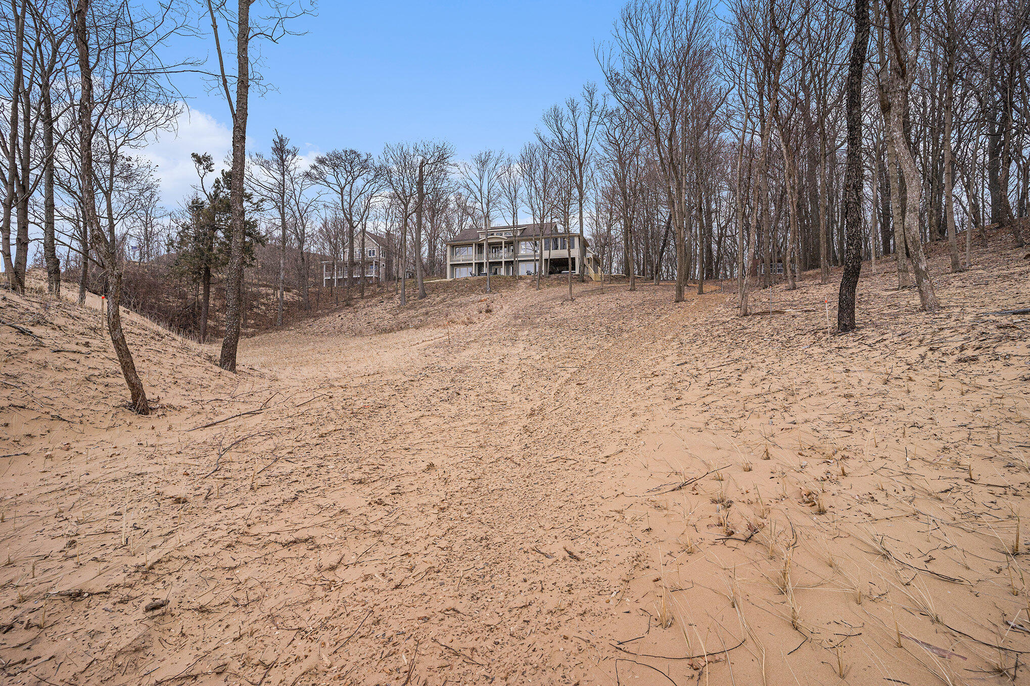 20055 Lake Shore Drive