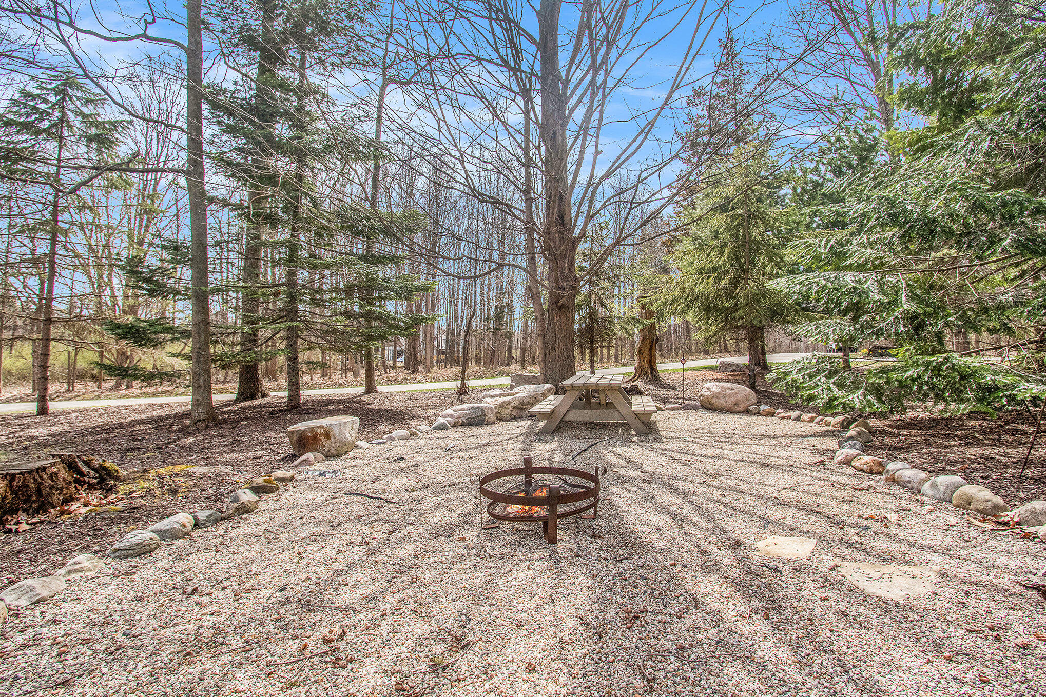 7155 Cottage Lane Lane