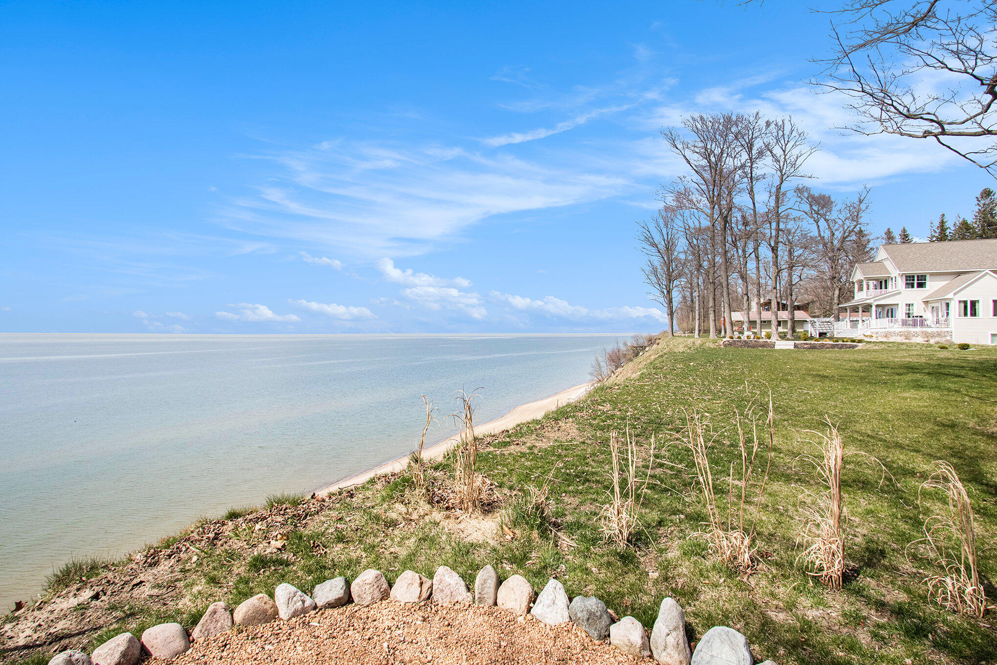 7155 Cottage Lane Lane