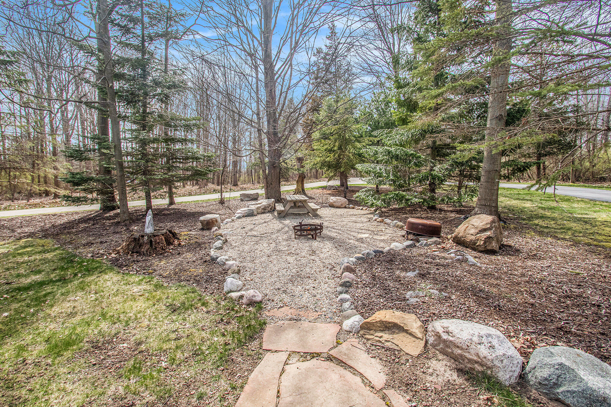 7155 Cottage Lane Lane