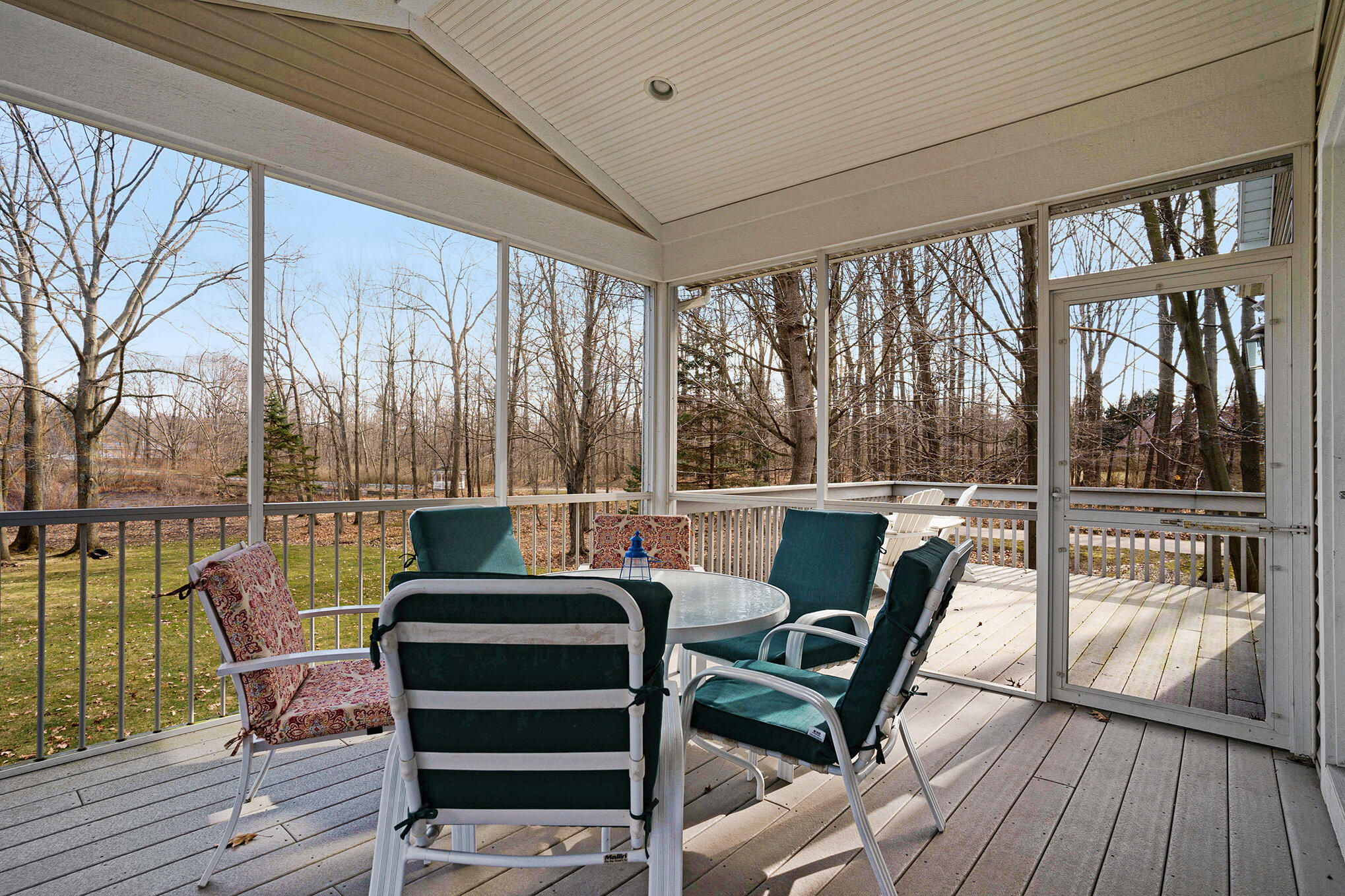 7155 Cottage Lane Lane