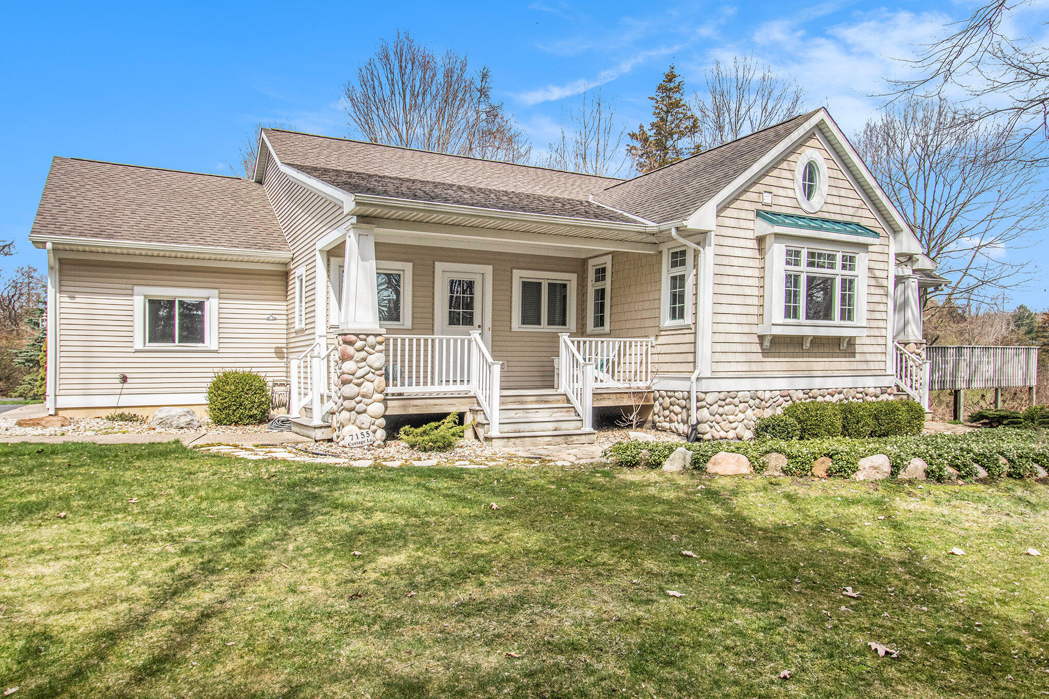 7155 Cottage Lane Lane